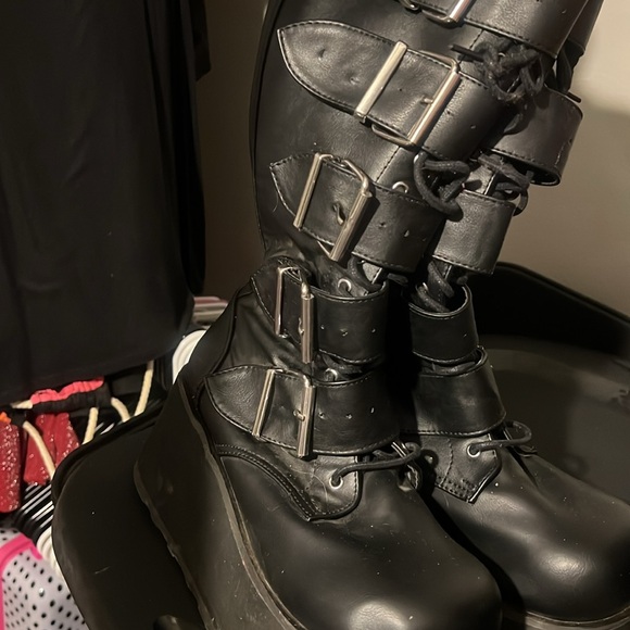 Black tall Demonia Platform Boots with Buckles🖤 - Picture 4 of 9